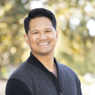 Headshot of Alex Reyes